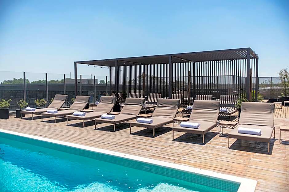 KOS Pilar Hotel