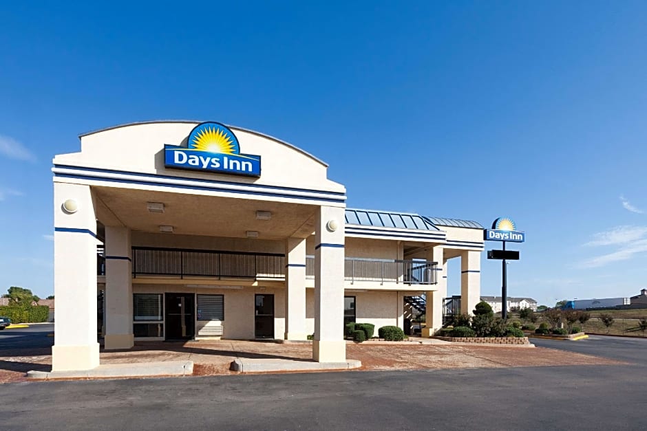 Days Inn by Wyndham Oklahoma City West – Oklahoma City, OK