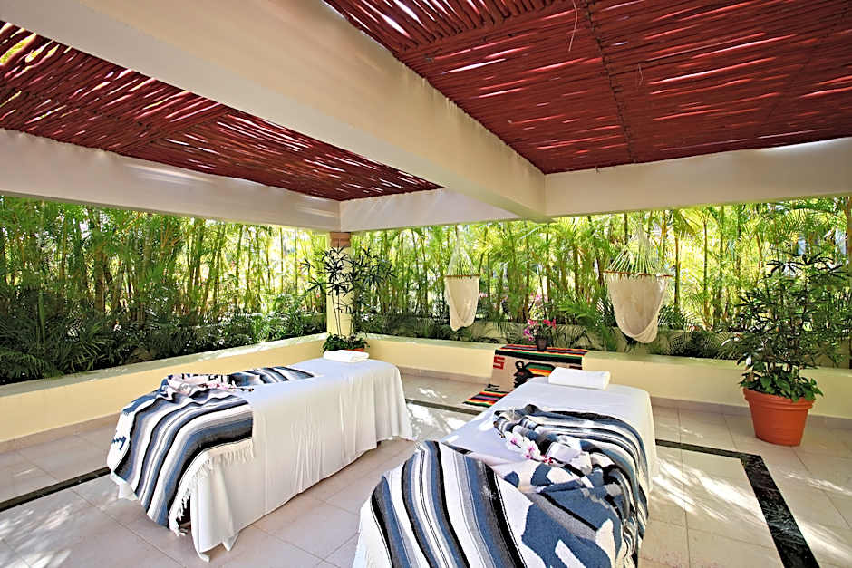 Bahia Principe Grand Coba All Inclusive