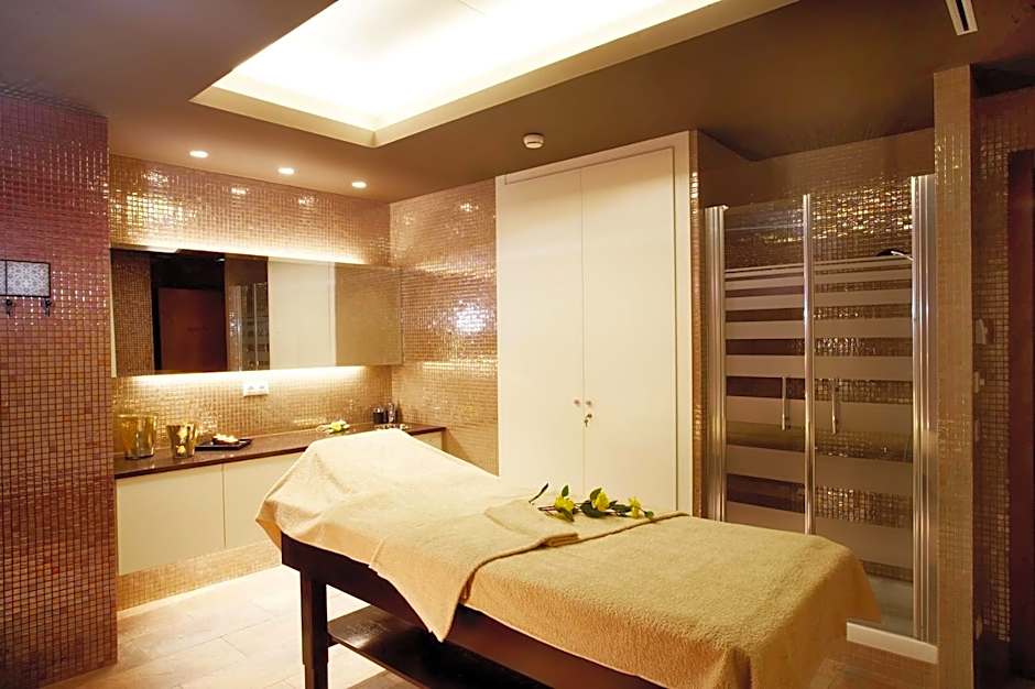 Grand Plaza Hotel & Wellness