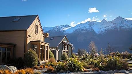 The Headwaters Eco Lodge