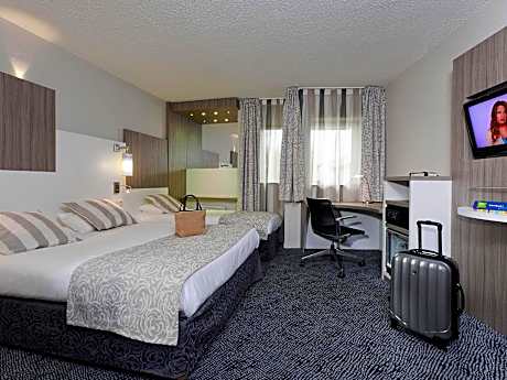 Triple Room with One Double Bed and One Single Bed