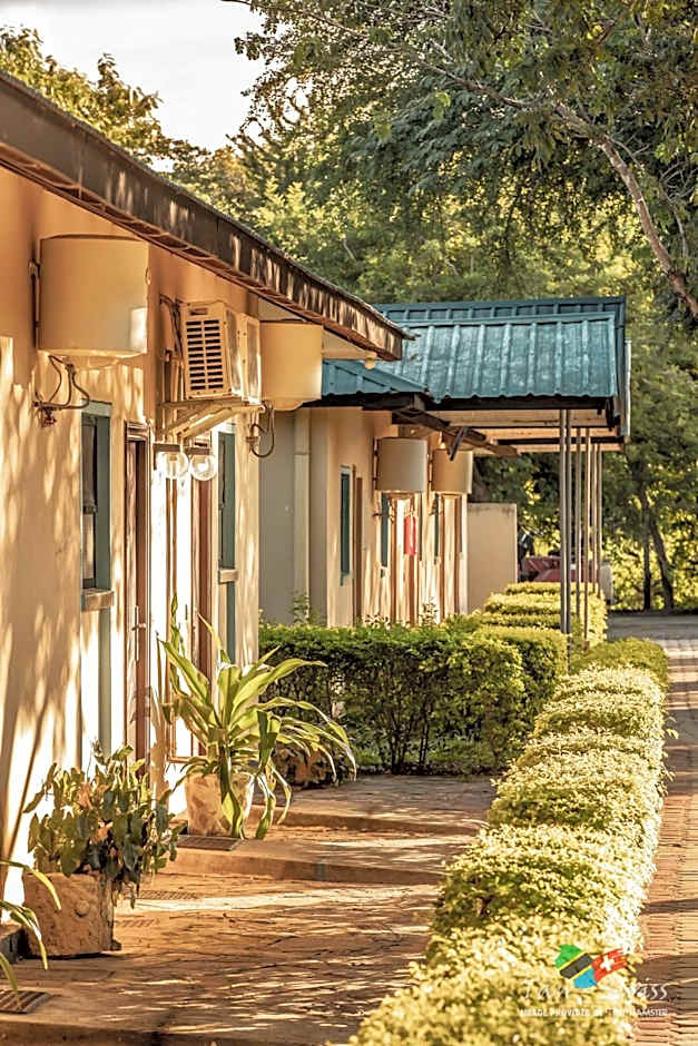 Tan-Swiss Lodge