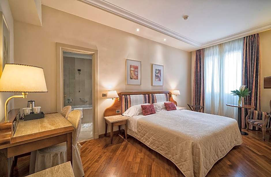 Hotel Laurus Al Duomo