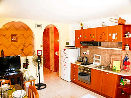 Special Offer - Superior Studio with Terrace - Ground Floor