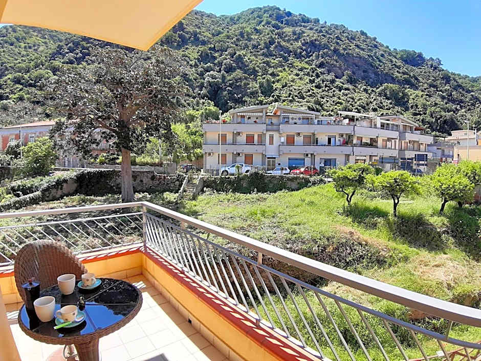 Living Piraino case vacanze