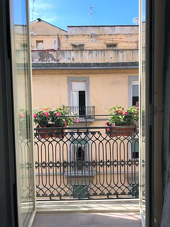 Joy Naples