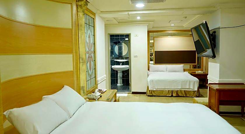 Enjoy Square Hotel