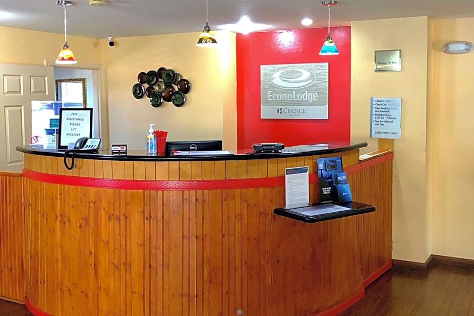 Econo Lodge Junction