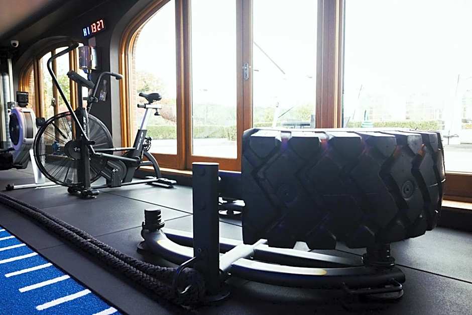 Great Blunts Stables - Stock Brook Manor Golf Club