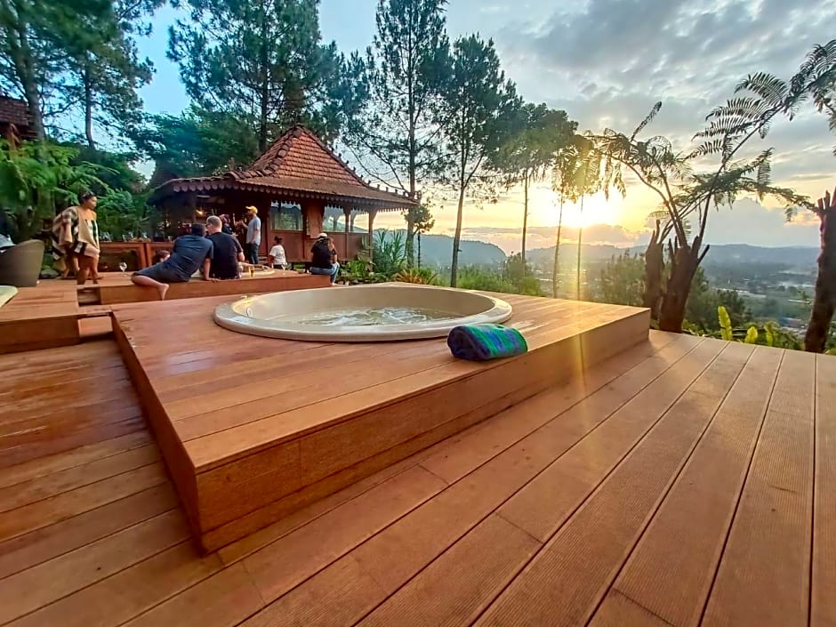 Mulberry Hill by The Lodge