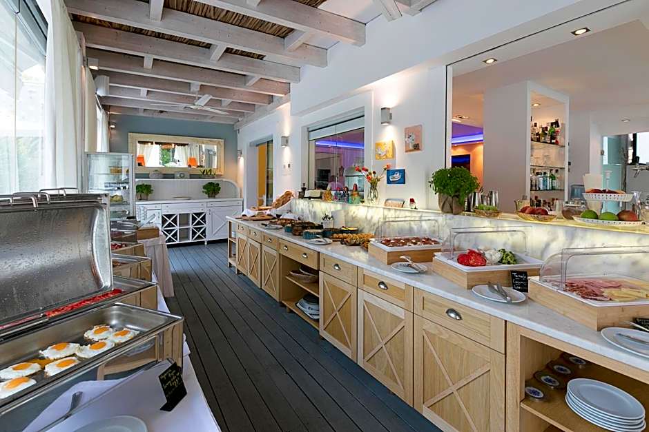 Mandraki Village Boutique Hotel