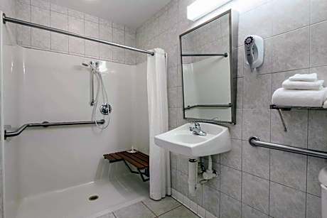2 Queen Beds Mobility Accessible Room Non-Smoking