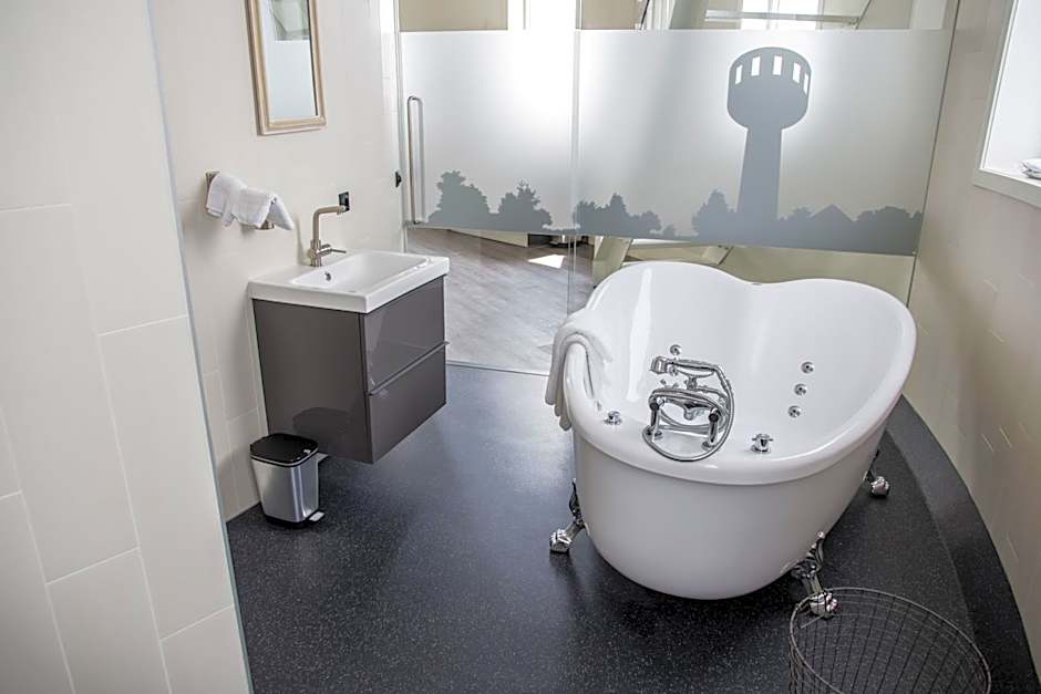 Watertorenhotel Nes