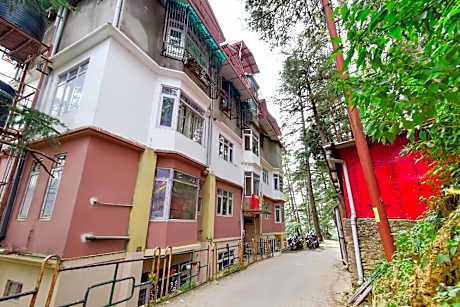 OYO Home Sam Villa Studio