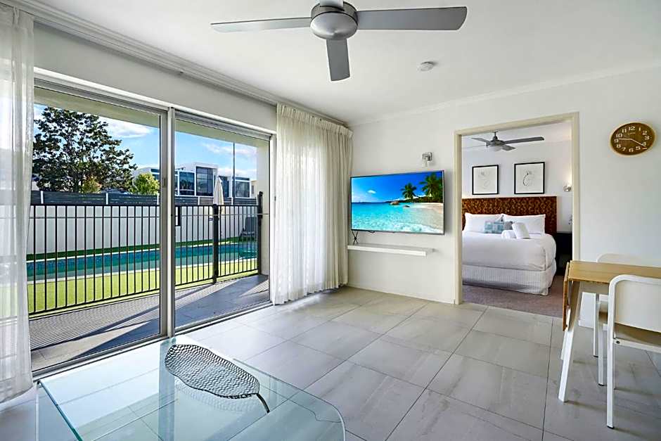 Noosa Parade Holiday Inn