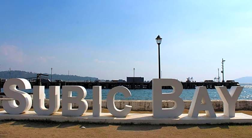 RedDoorz @ CMS Apartelle Olongapo City