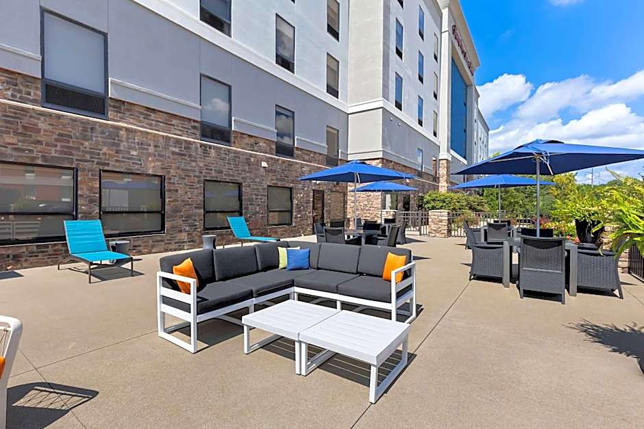 Hampton Inn By Hilton & Suites Canton