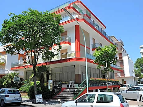 Hotel Midi