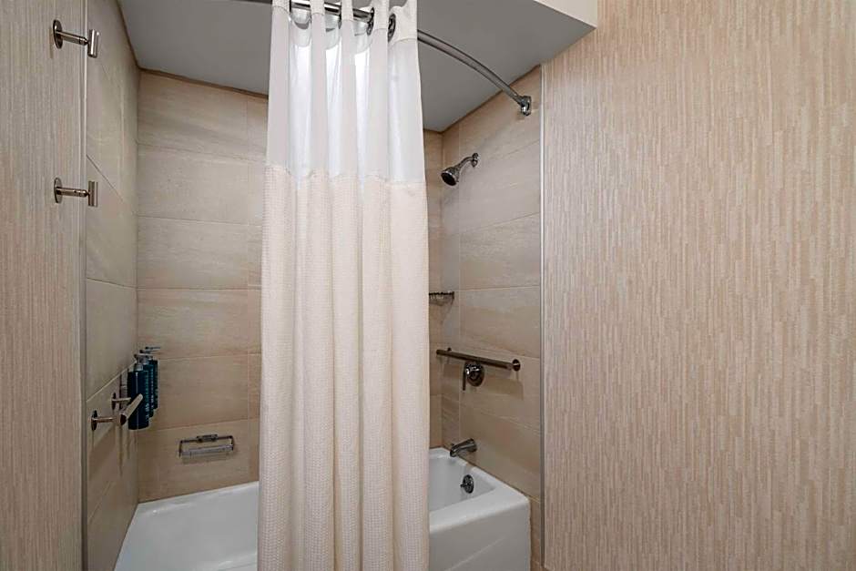 DoubleTree By Hilton Columbia