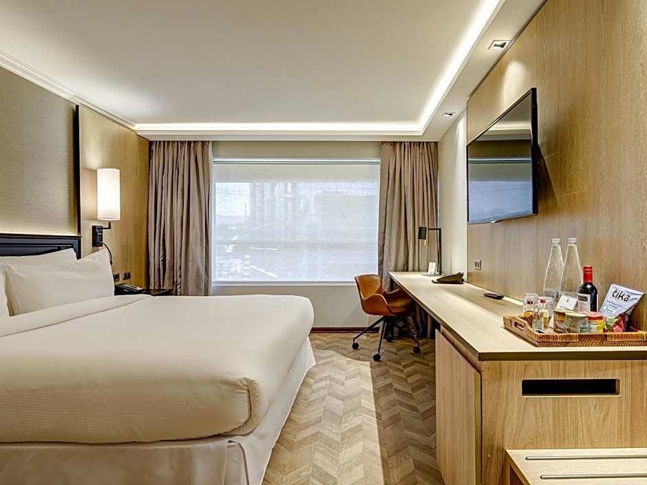 Plaza El Bosque Ebro