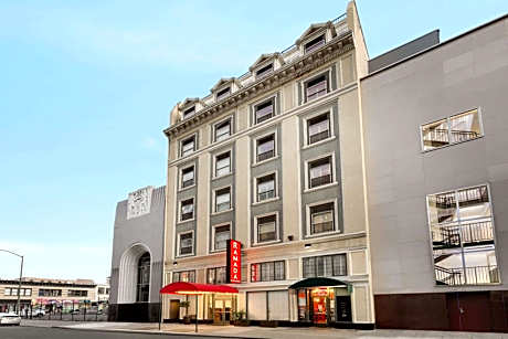Ramada by Wyndham Oakland Downtown City Center