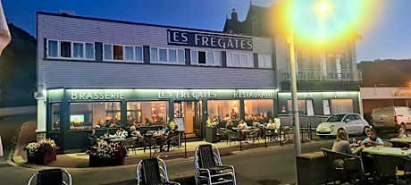 Les Fregates