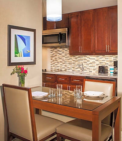 1 King Bed 1 Bedroom Suite Nonsmoking