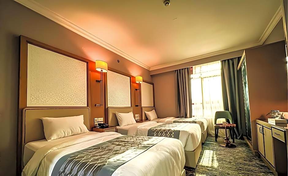 Waqf Othman Bin Affan Hotel