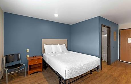 Standard Queen Room - Non Smoking