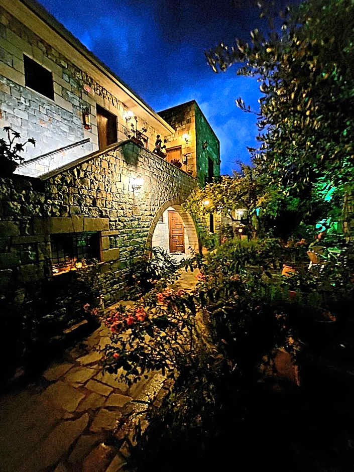 Photo 1 of 50 of Vardia Hotel