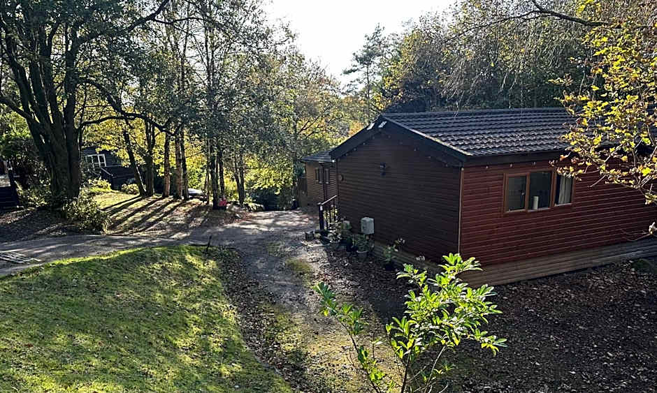Owls House - Lodge with hot tub- Lake District