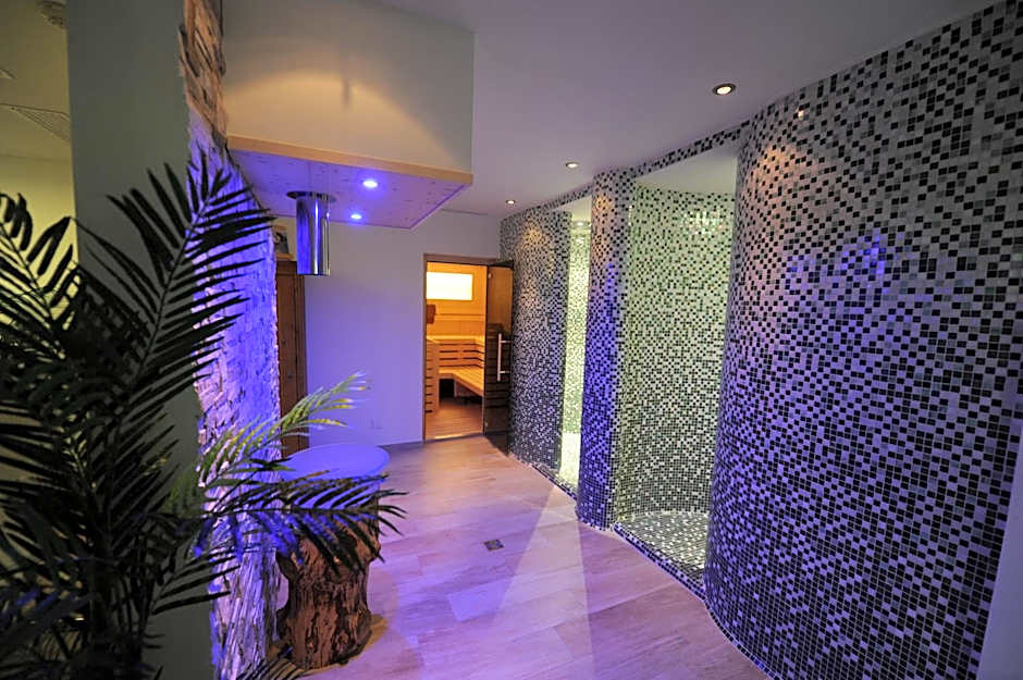 Apartments Restaurant Rusctlea