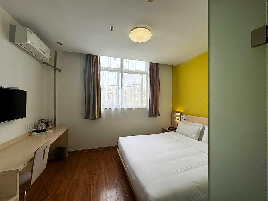 7 Days Inn Weinan Jiefang Road Railway Station