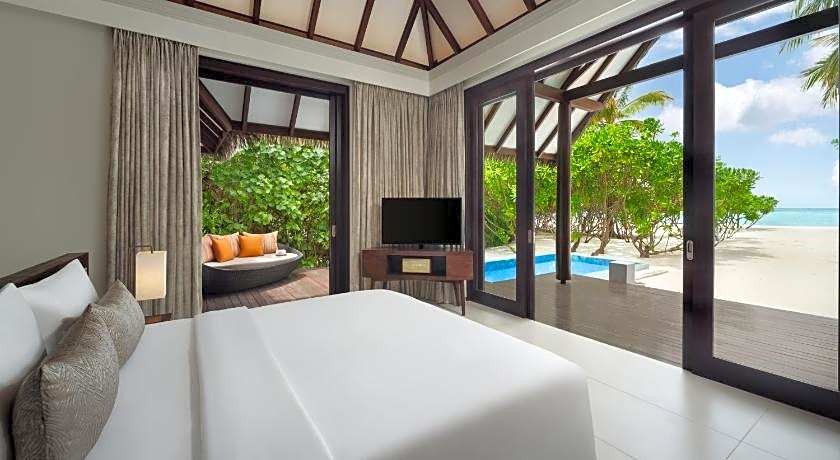 Heritance Aarah - Premium All Inclusive - 40 Minutes away from Male by Seaplane