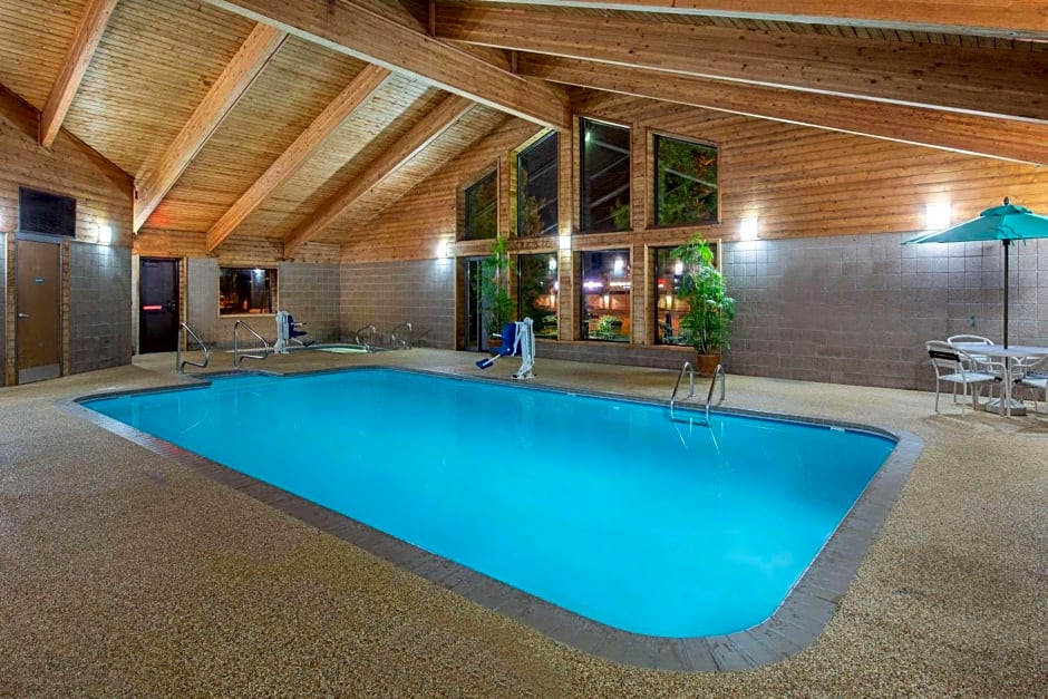 AmericInn by Wyndham Apple Valley