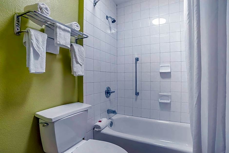 Econo Lodge Moss Point - Pascagoula