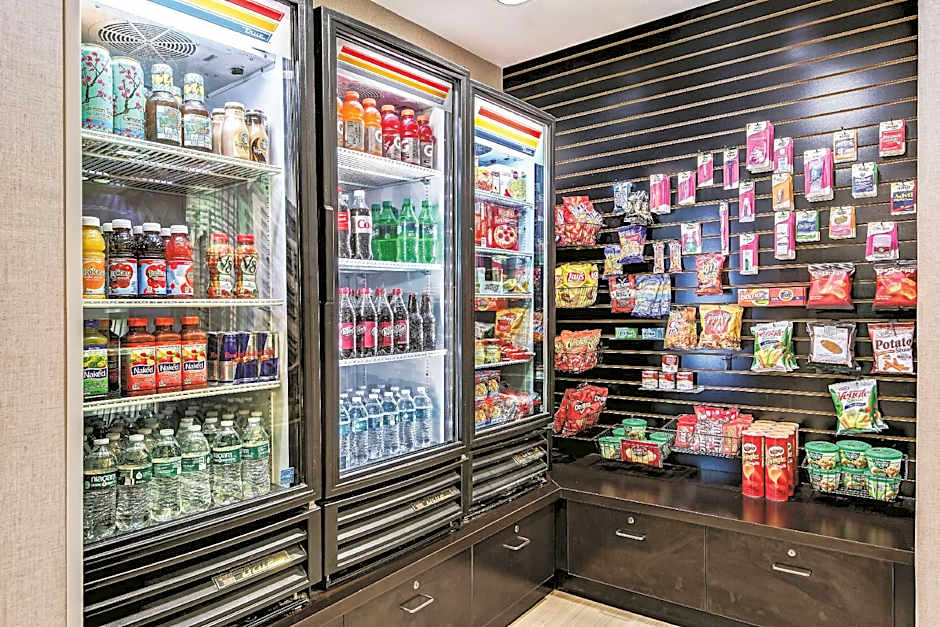 La Quinta Inn & Suites by Wyndham The Woodlands/Spring