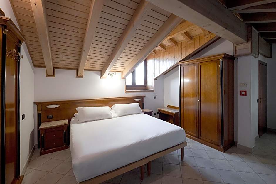 Hotel Ungheria Varese 1946