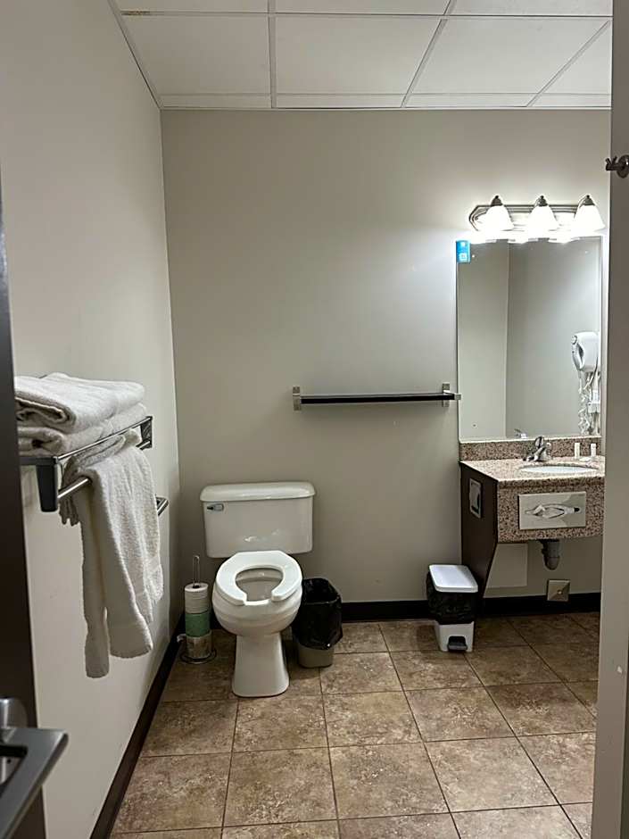 Travelodge by Wyndham Wetaskiwin