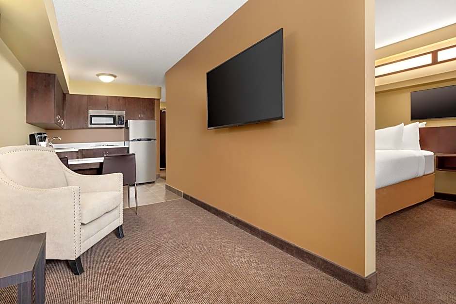 Microtel Inn & Suites by Wyndham Weyburn