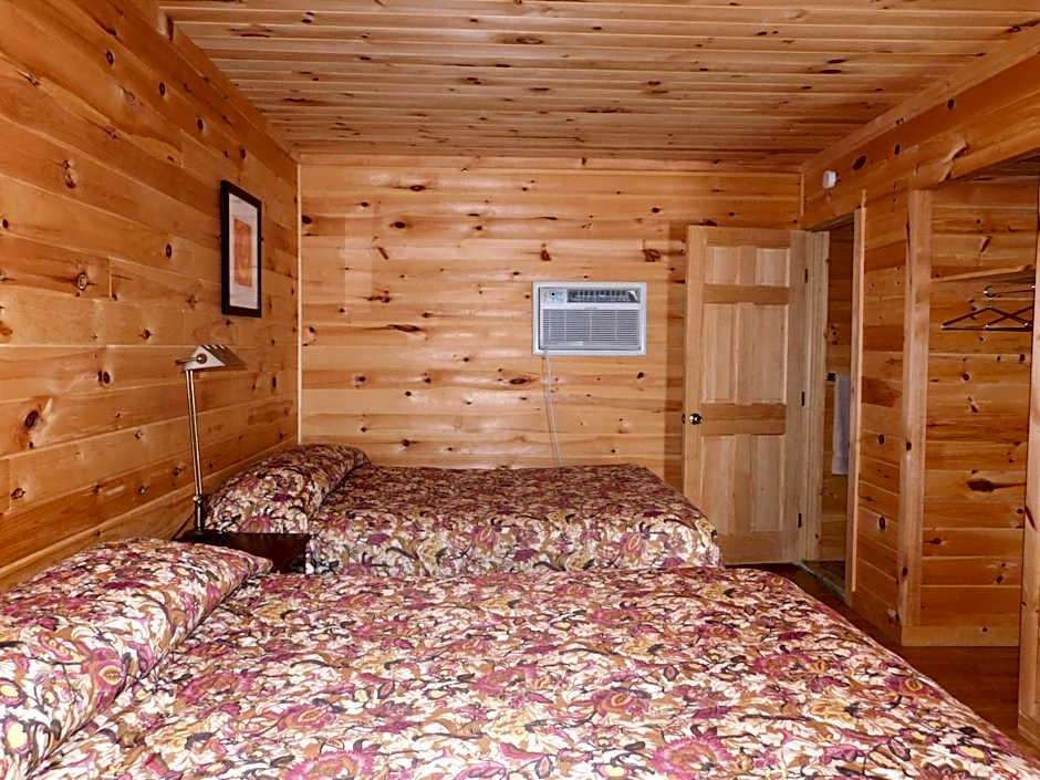 Photo 1 of 7 of 2 Queen Beds