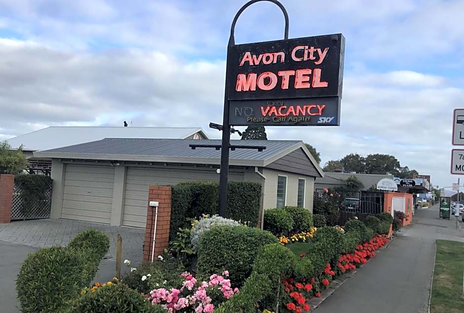 Avon City Motel