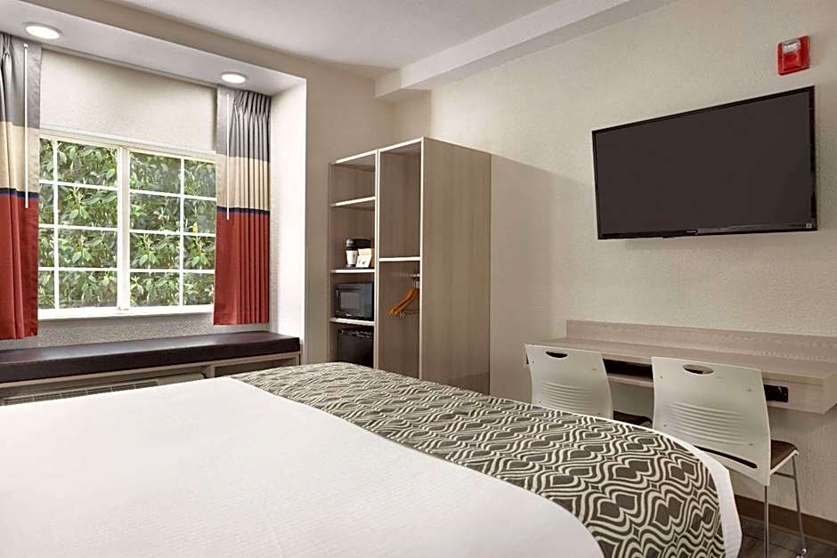 Microtel Inn & Suites by Wyndham Raleigh