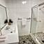 Koala Court Holiday Apartments