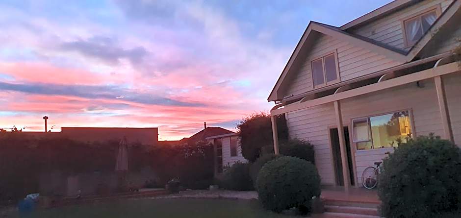 Century House B & B flatlette