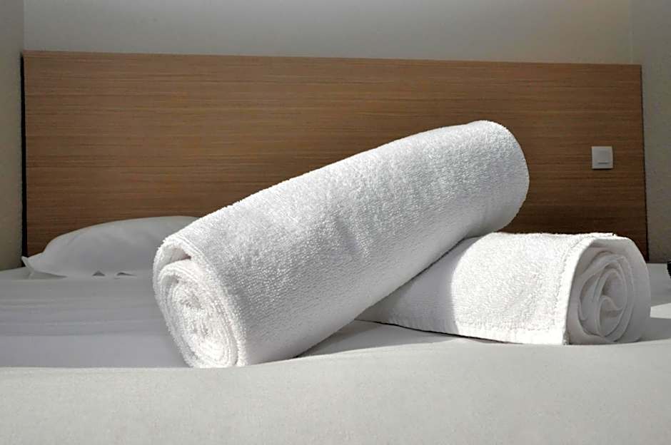 B Hotel Caen Mondeville