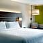 Holiday Inn Express Hotel & Suites Woodbridge By IHG