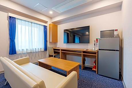 Deluxe Twin - Parking Confirmation Required Before Booking