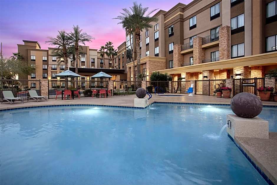 Hampton Inn By Hilton & Suites Phoenix Glendale-Westgate